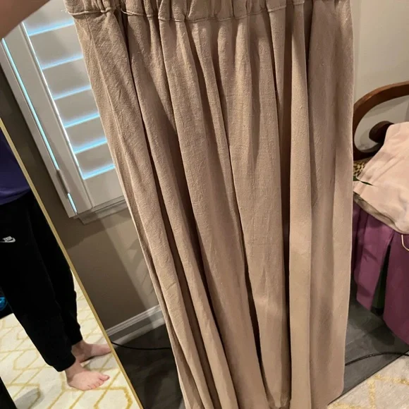 Express Cream-Tone Pleated Maxi Skirt Set - Picture 7 of 7